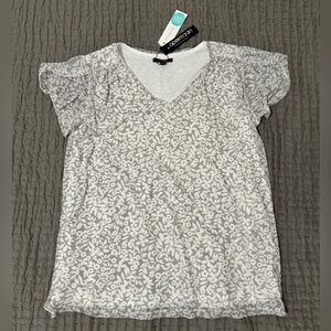 NWT Womens Light gray Papermoon Alcott Short Sleeve Knit Top